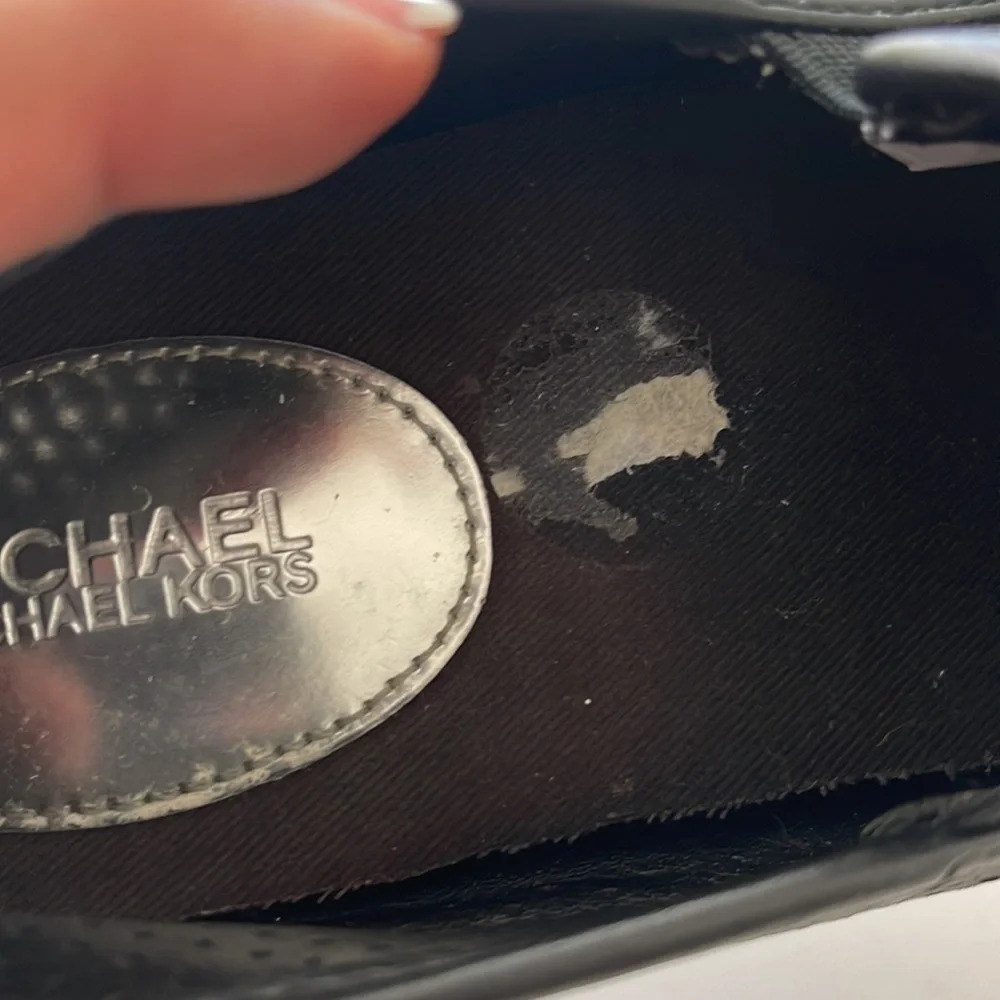 Michael Kors Black perforated slip on flats leather shoes size 6M - Picture 6 of 16